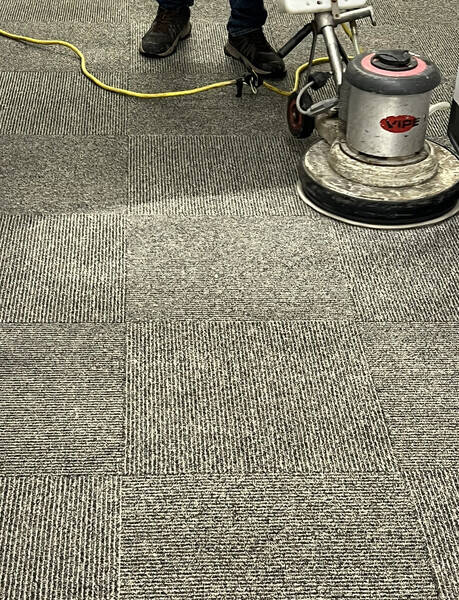 Commercial Carpet Cleaning Services in Newington, CT (1)