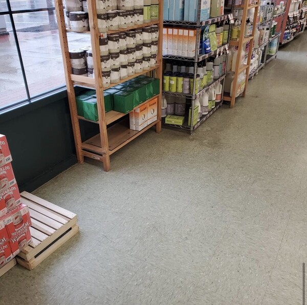 Retail Cleaning Services in Hartford, CT (3)